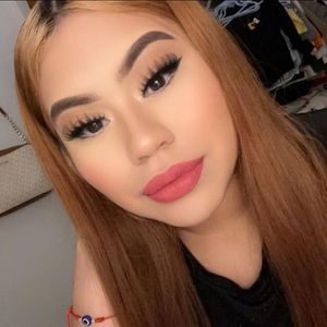 Meet your Posher, Alondra